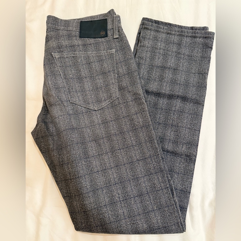 Men's AG Slim Straight Grey Plaid Jeans (32L x 34W)